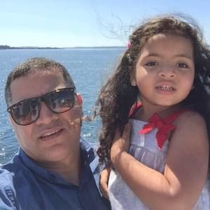 Meet your Posher, Aziz